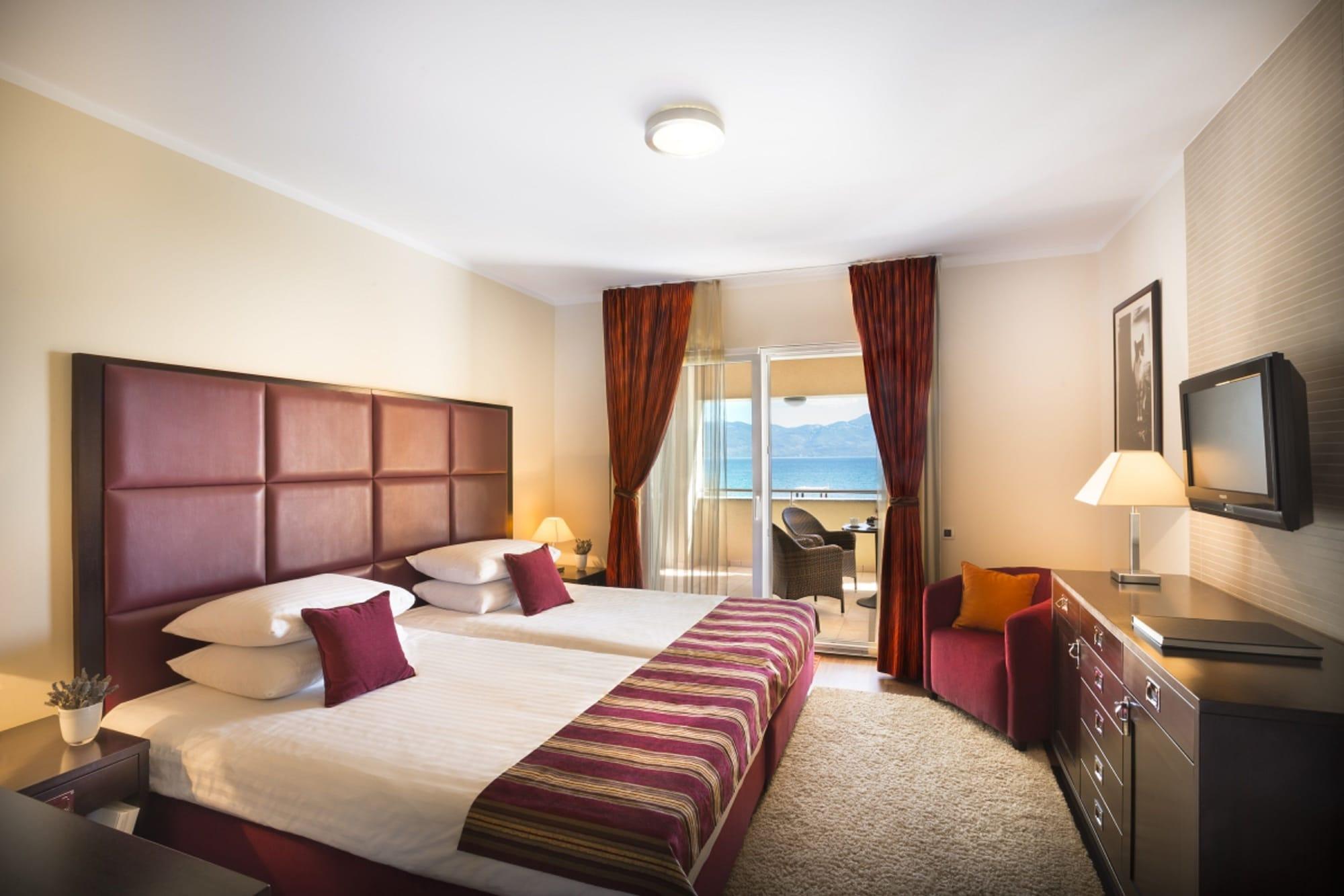 Valamar Atrium Residence Baška Εξωτερικό φωτογραφία