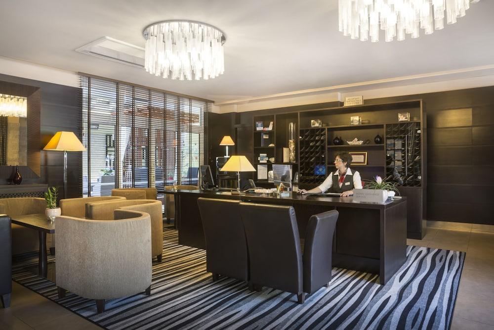 Valamar Atrium Residence Baška Εξωτερικό φωτογραφία