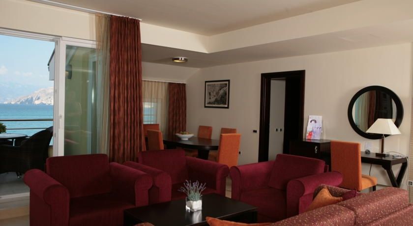 Valamar Atrium Residence Baška Εξωτερικό φωτογραφία