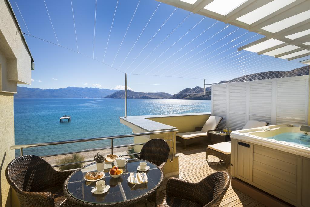 Valamar Atrium Residence Baška Εξωτερικό φωτογραφία
