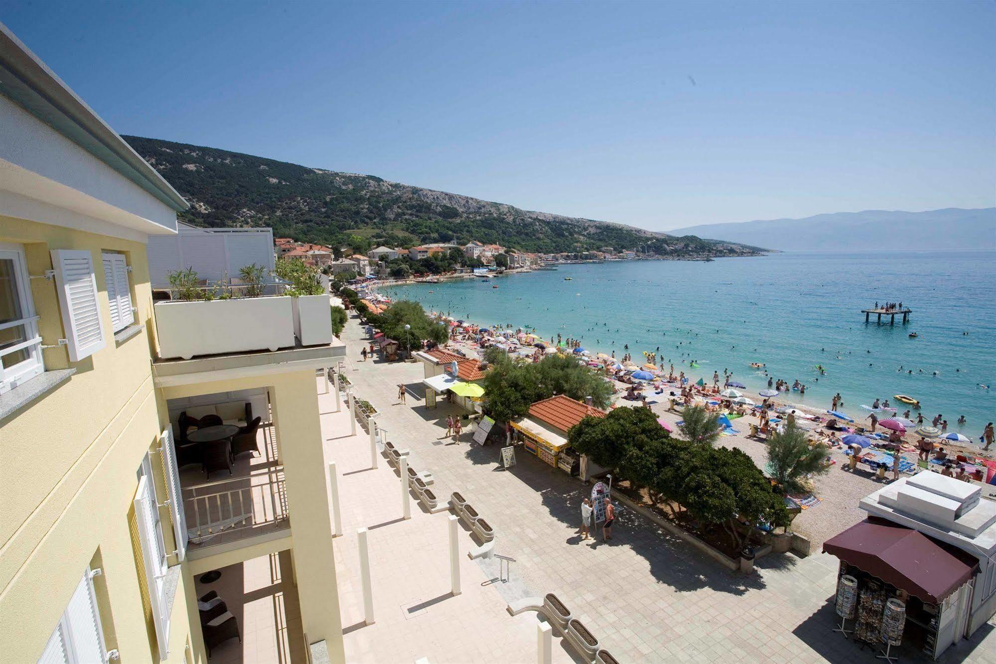 Valamar Atrium Residence Baška Εξωτερικό φωτογραφία